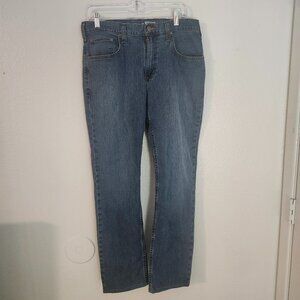 Carhartt Men’s 32×32 Rugged Flex Relaxed Fit 5-Pocket Jeans — Durable Workwear